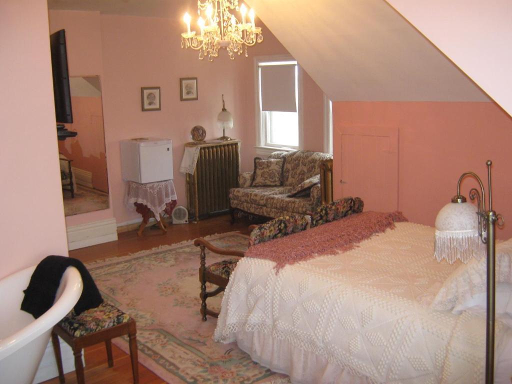 Wakamow Heights Bed And Breakfast Мус-Джо Номер фото